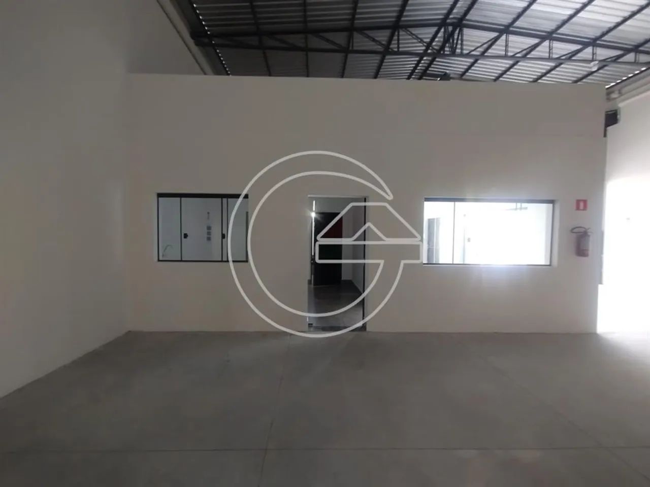 ALUGA-SE Comercial NO CENTRO - MARÍLIA/SP - Foto 2