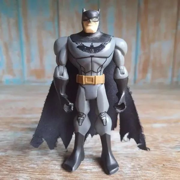 Boneco Batman S12 Mattel 13 Cm