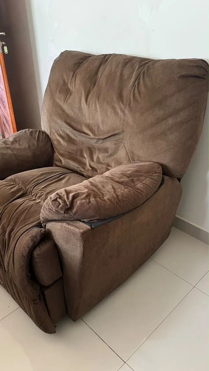 POLTRONA RECLINÁVEL - Foto 4