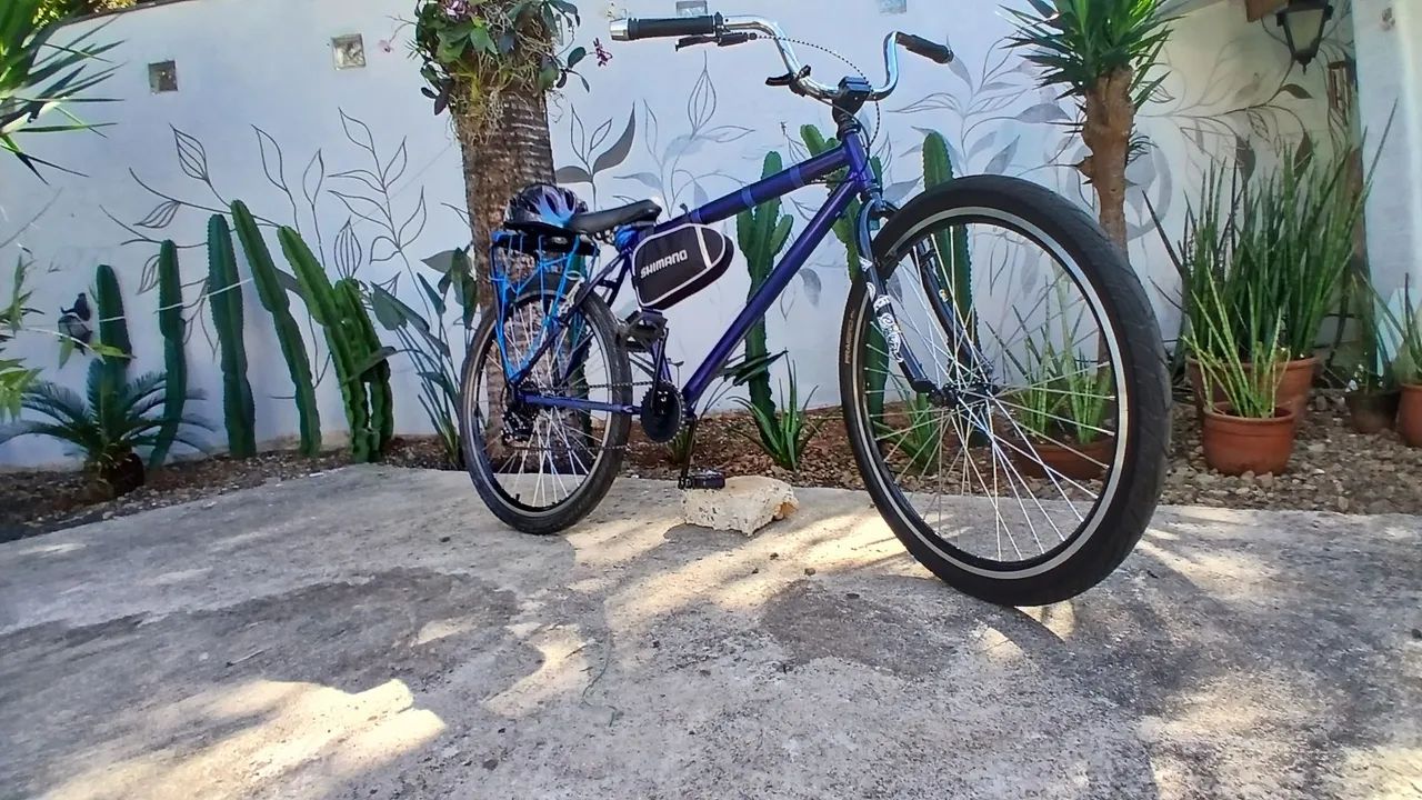 Bicicleta montadinha aro 26 para manobras
