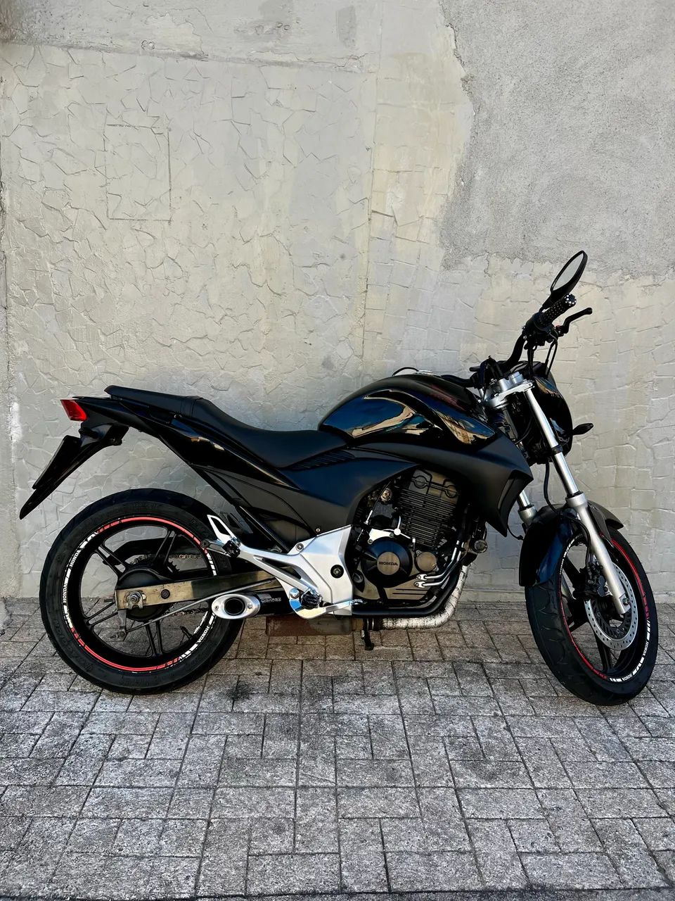Honda CB 300R 2010
