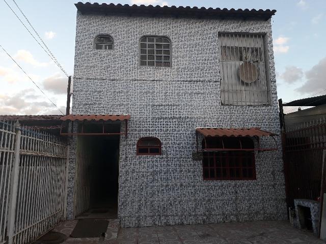 QNL Sobrado 4 kits mais casa de fundo renda de R$2.400 só 230mil aceita carro