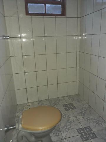 QNL Sobrado 4 kits mais casa de fundo renda de R$2.400 só 230mil aceita carro - Foto 11