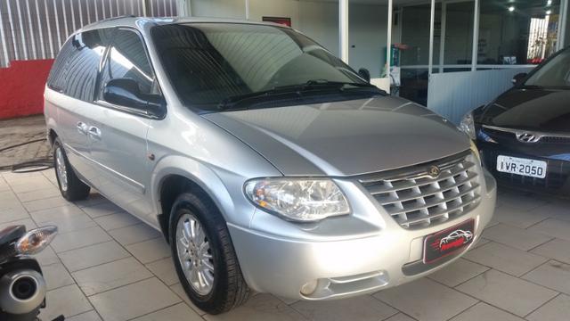 Chrysler Caravan LX 3.3 GNV 7 Lugares