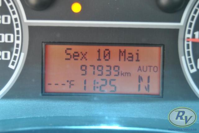 FIAT SIENA 2011/2012 1.6 MPI ESSENCE 16V FLEX 4P AUTOMATIZADO - Foto 4