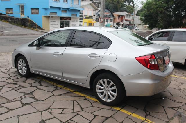 HONDA CIVIC 2014/2014 1.8 LXS 16V FLEX 4P AUTOMÁTICO - Foto 4