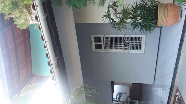 Alugo Linda Casa Próximo ao Mateus. - 3223-9301 - Foto 2