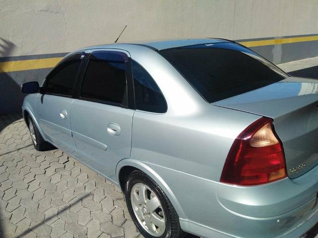 Corsa sedan Premium 2010/2011 - Foto 4
