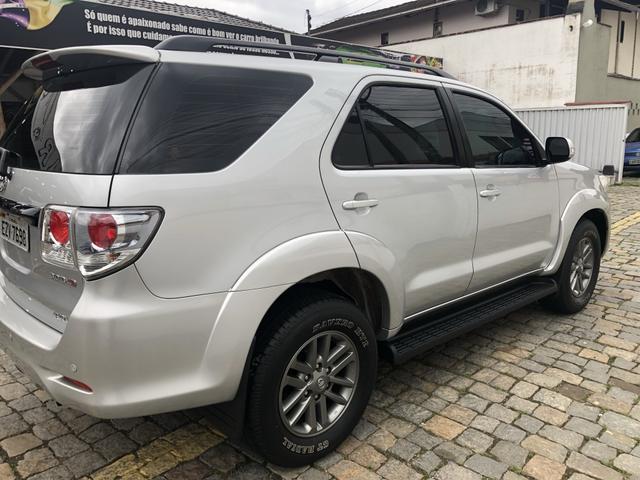 Hilux sw4 diesel automática 4x4 top 2012 - Foto 9