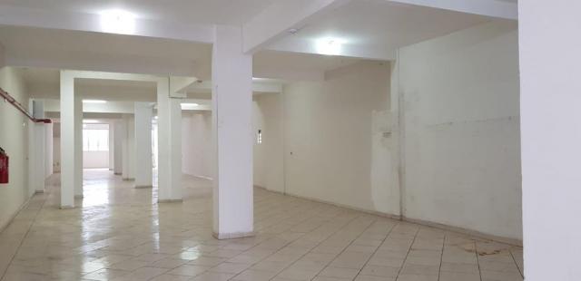 Salão comercial com 360 metros quadrados a 500 metros do metros carrão - Foto 5