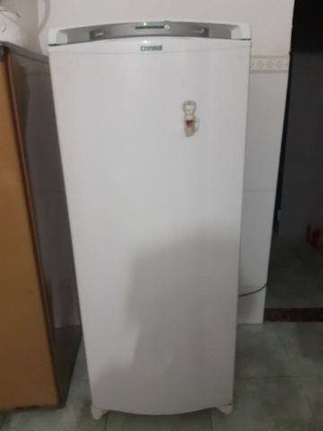Geladeira Consul 300L