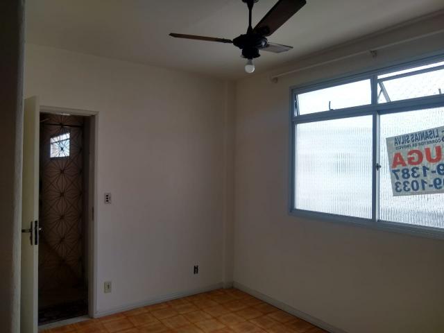 Apartamento Itapuã 3 quartos com dependência R$1.200,00 - Foto 3