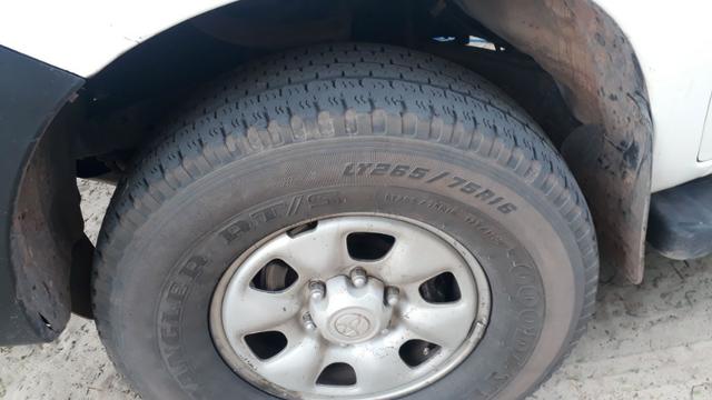 Hilux - Foto 5