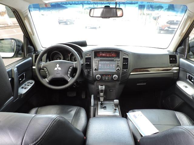 Pajero 3.2 Full 4X4 HPE 2013/2013 Automático - Foto 7