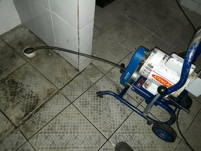 Desentupidora aprijo jardim camburir / plantão 24h. - Foto 4
