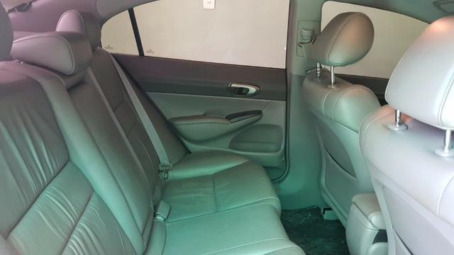 Honda Civic LXS 1.8 (149 CV) Flex, ano 2010 - Foto 5