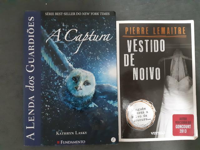 Vendo dois livros
