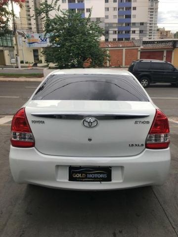 Toyota Etios Sedã XLS 1.5 M/T - Foto 4