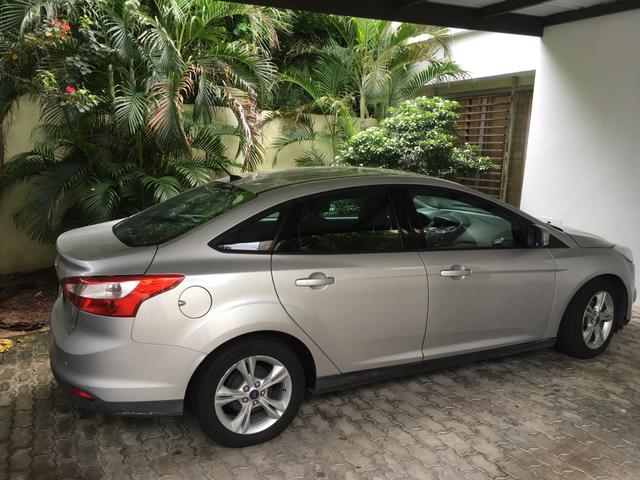 Ford Focus sedan 2014 - Foto 2