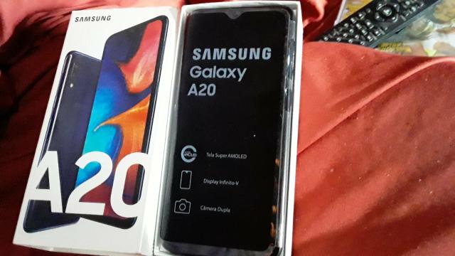 Vende se A20 32GB