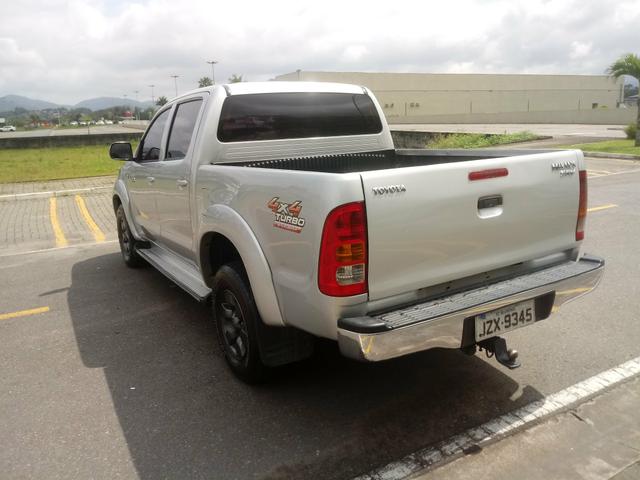 Vendo Hilux 2006 diesel 3.0 4x4 impecável - Foto 7