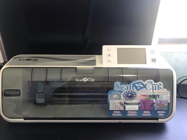 Vendo máquina de. Corte scan cut - Foto 2