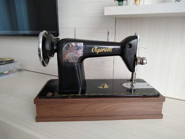 Máquina de Costura Vigorelli Antiga - Foto 3