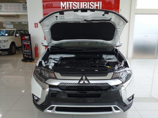 MITSUBISHI OUTLANDER 2.2 MIVEC DI-D DIESEL HPE-S AWD AUTOMATICO. - Foto 6