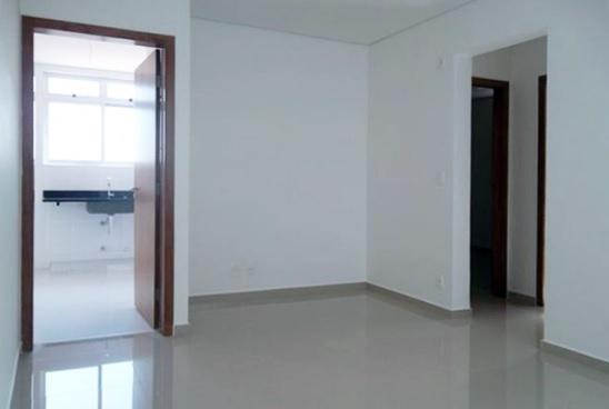 Apartamento localizado no bairro prado, rua chapeco,predio com água e gás individul,elevad