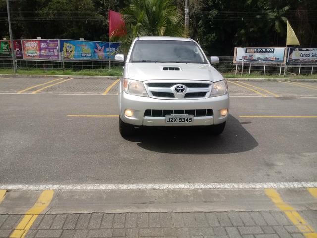 Vendo Hilux 2006 diesel 3.0 4x4 impecável - Foto 3