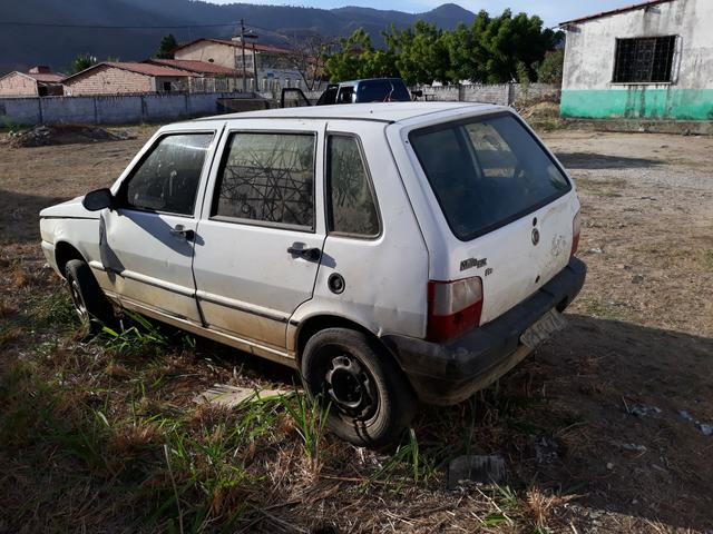 Fiat branco 2oo5