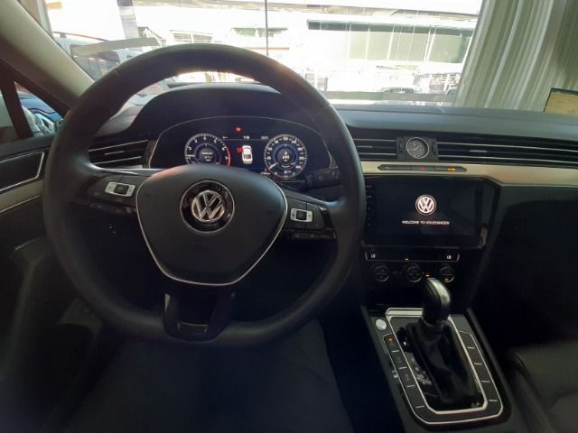 VW - VOLKSWAGEN PASSAT HIGHLINE 2.0 TSI 220CV TIP. 2018 