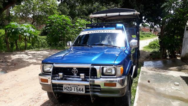 Vendo hilux 2.8 ano 98/99 - Foto 5