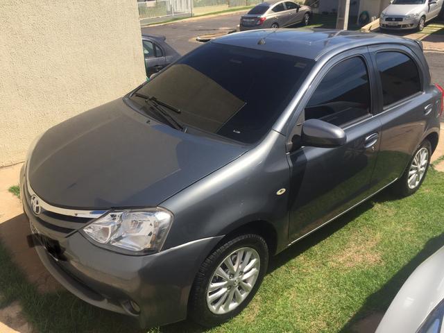 Etios Hatch XLS 1.5