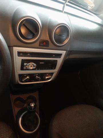 Vendo voyage 1.0 15/15 completo,pego menor valor - Foto 3