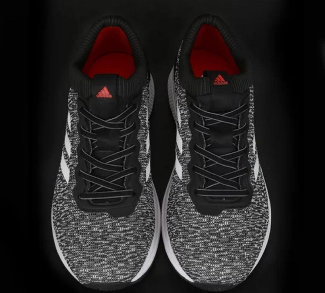 adidas chronus