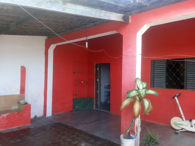 Casa 2/4 com uma suite no Marcos Freire 2