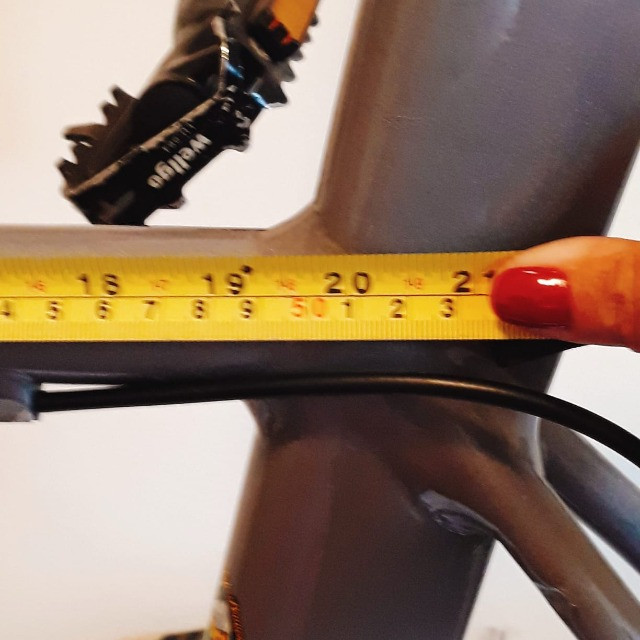 Bicicletas Speed Cannondale Usada - Foto 4