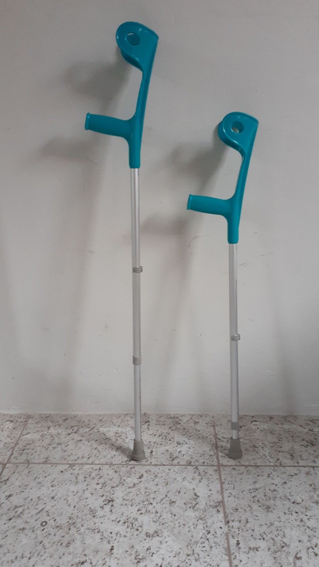 Muletas ( Locação mensal) - Foto 2
