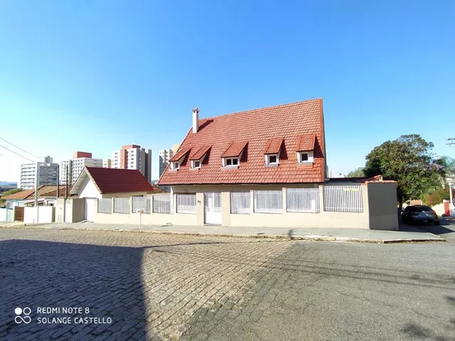 Casa - / Comercial / Jardim Coronel Peroba