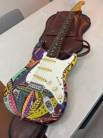 Guitarra fender ?UNICA ? made in japan  