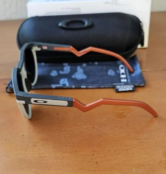 Óculos De Sol Oakley Hstn Matte Carbon/ Dark Ruby - Foto 4