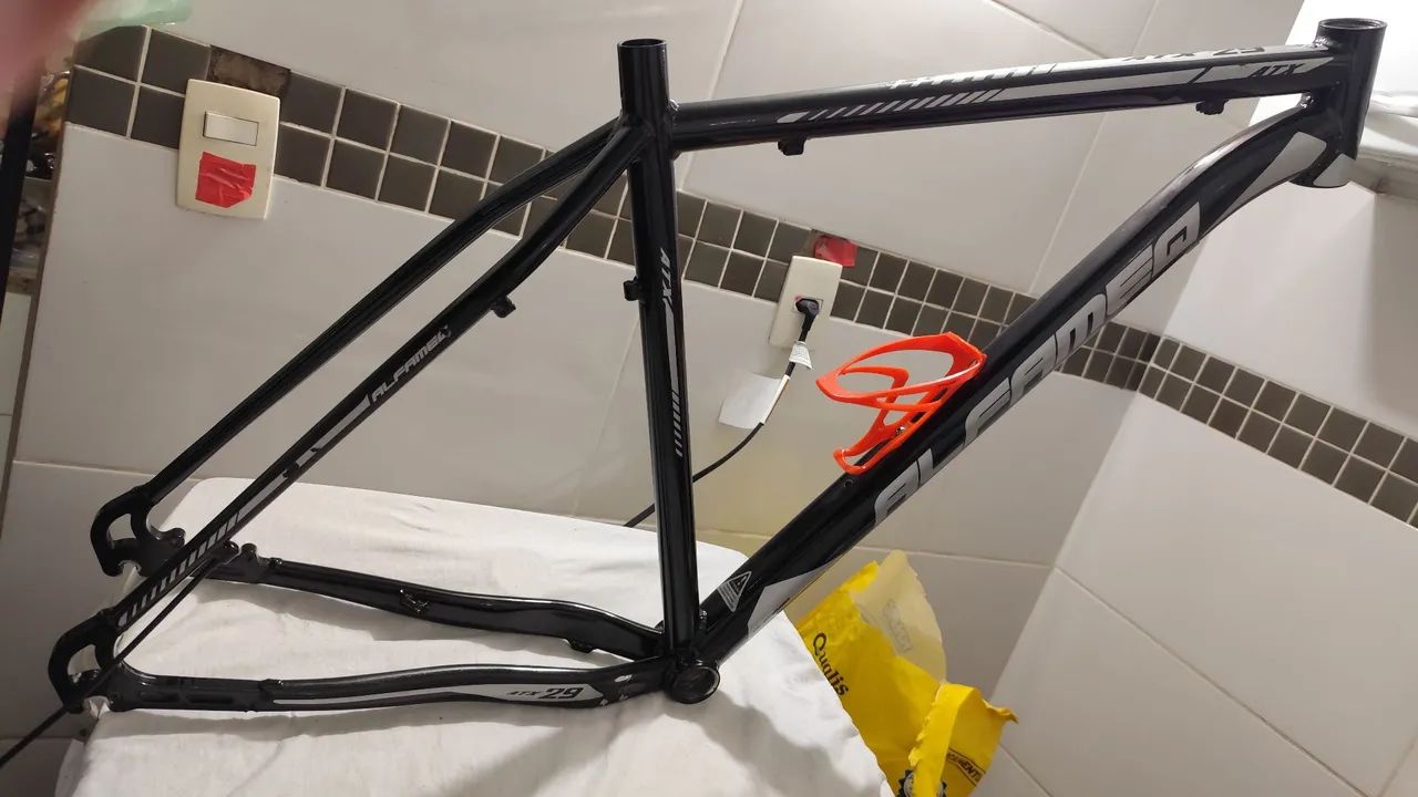 Quadro Alfamec aro 29 tamanho 21 - Foto 2