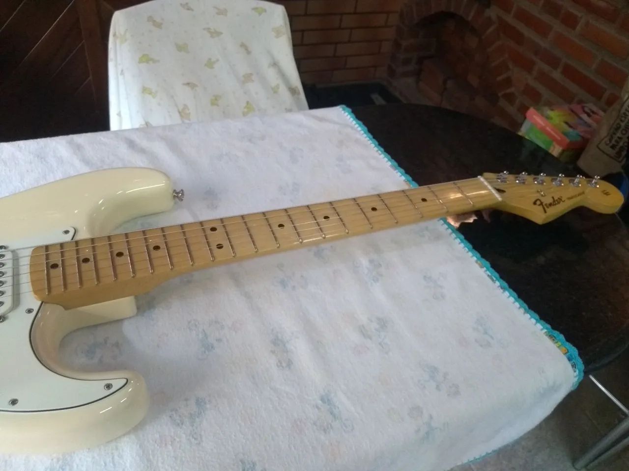 Guitarra Fender Stratocaster - mexicana - Foto 3