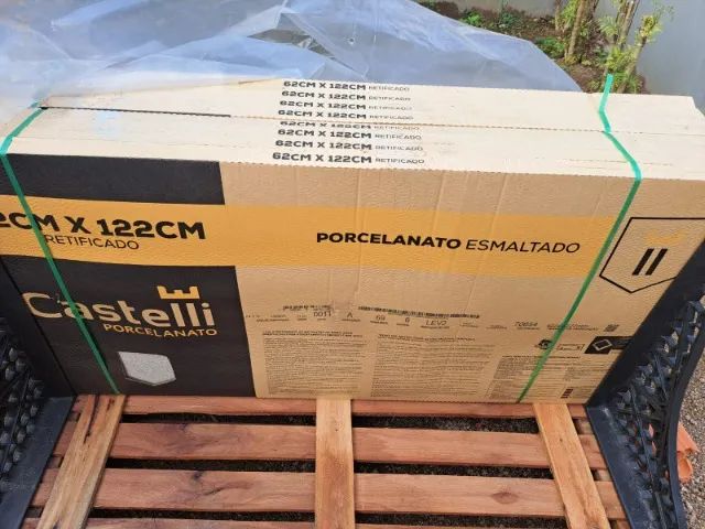 Vendo Revestimento de Porcelanato 62 x 122 - Foto 4