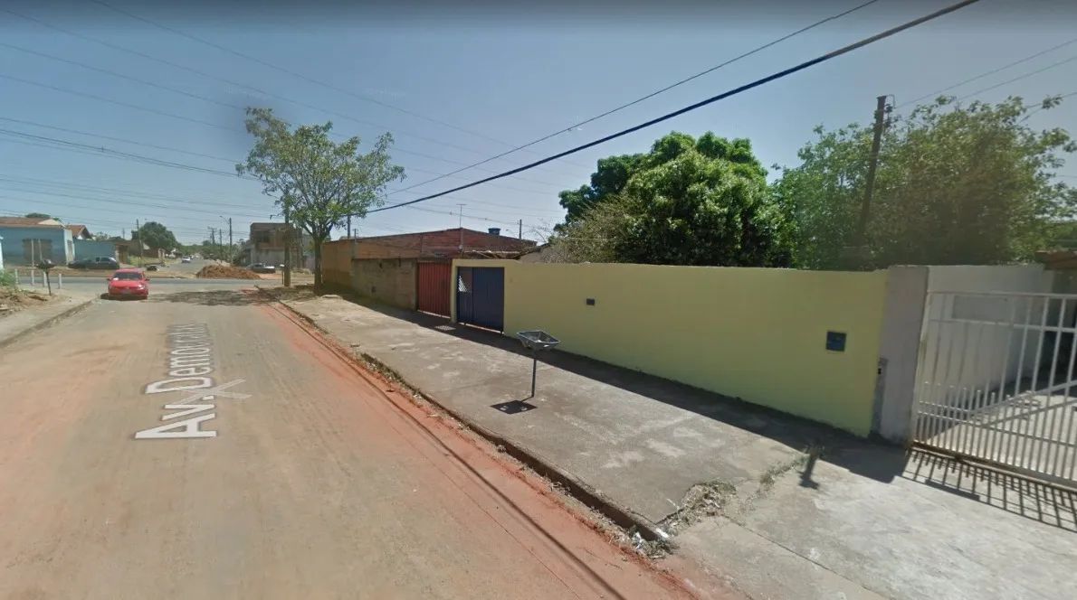 Casa Garavelo Casa de Rua com 2 Quarto(s) e 1 banheiro(s) à Venda, 110 por R$ 200.000 no s - Foto 2