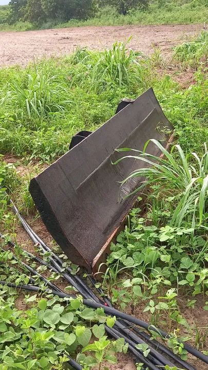 Trator 4x4 6cc - Foto 6