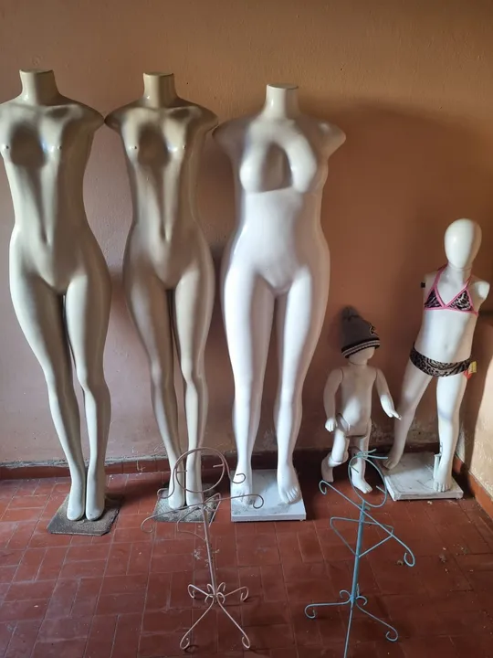 Mannequins para Loja - Pacote com 7 Peças