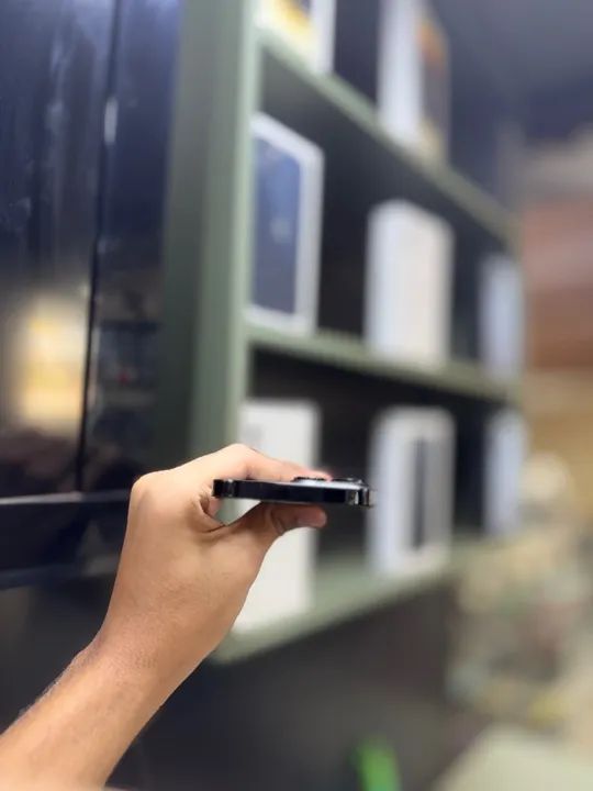 IPhone 14 Pro Max preto 128 gb  - Foto 5