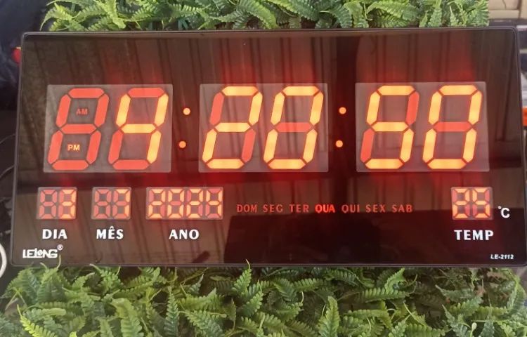 Relogio Digital Grande 45x27 (Honestidade e Qualidade é aqui na JK Eletrônicos Distribuido - Foto 2